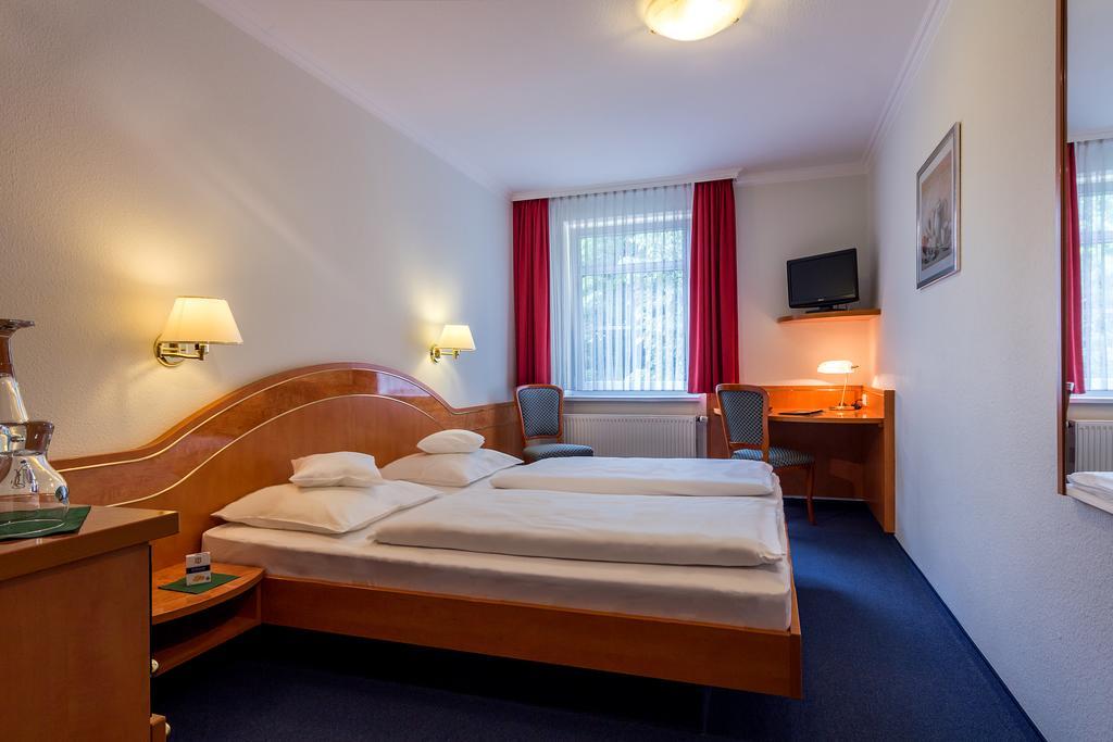 Akzent Hotel Privat - Das Nichtraucherhotel Dresden Ngoại thất bức ảnh