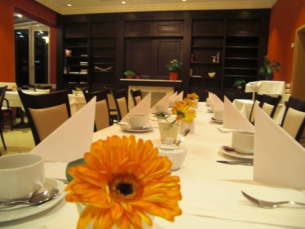 Akzent Hotel Privat - Das Nichtraucherhotel Dresden Ngoại thất bức ảnh